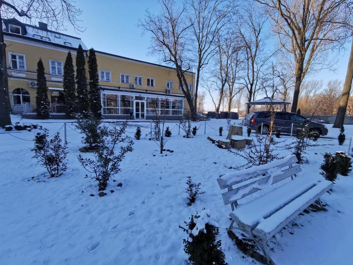 Hotelik Polonia Łowicz Exterior foto