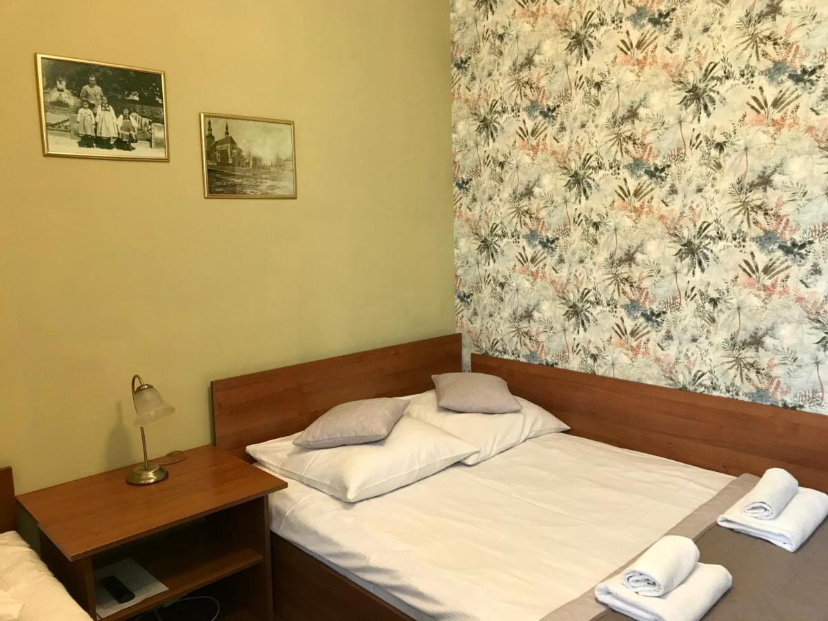 Hotelik Polonia Łowicz Exterior foto