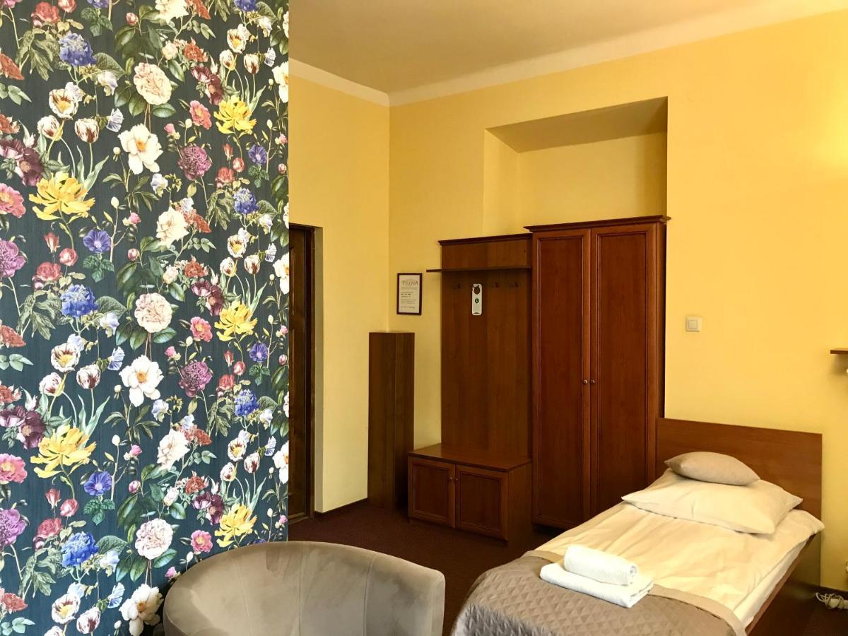 Hotelik Polonia Łowicz Exterior foto